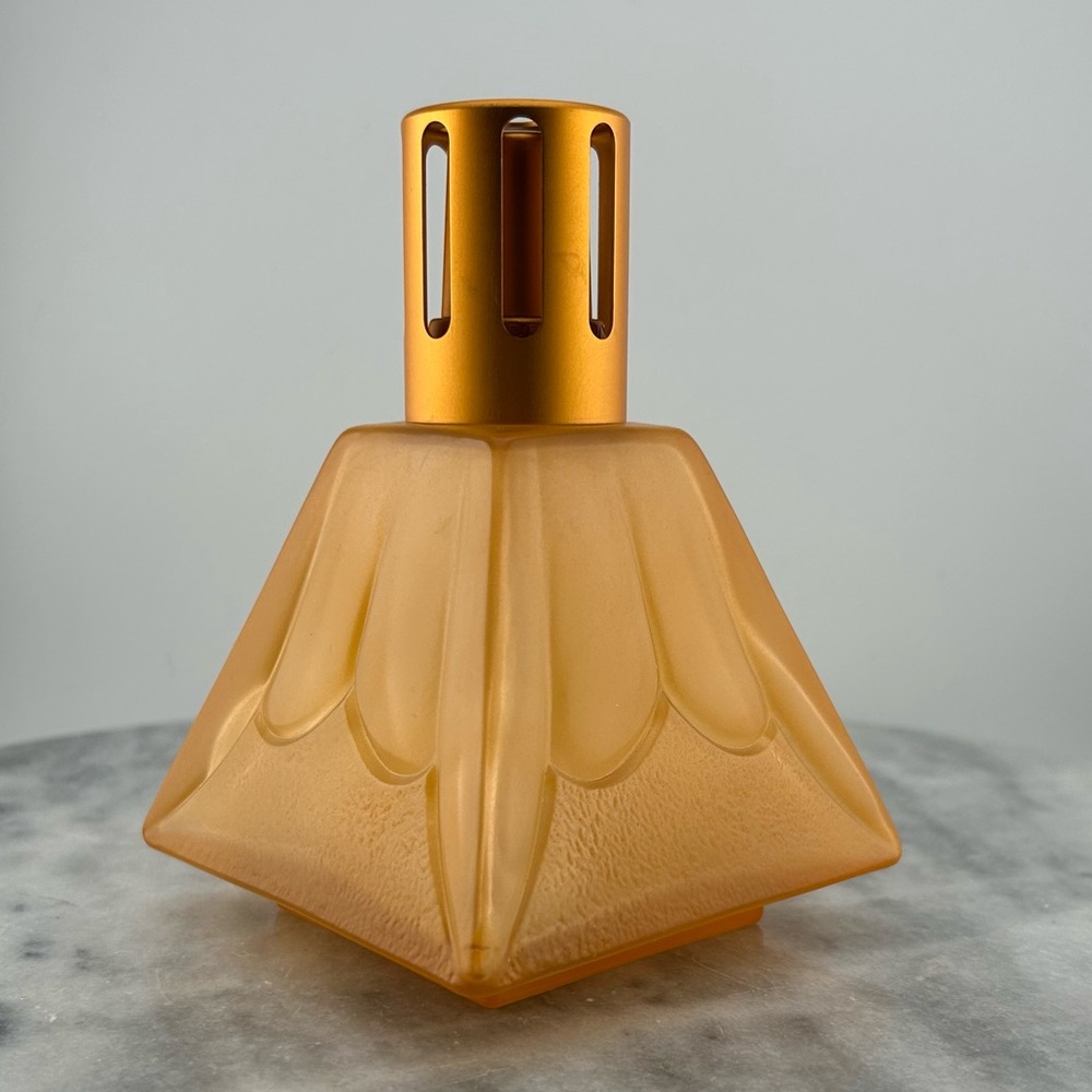 Authentic Lampe Berger « Les Jupons Jaunes »